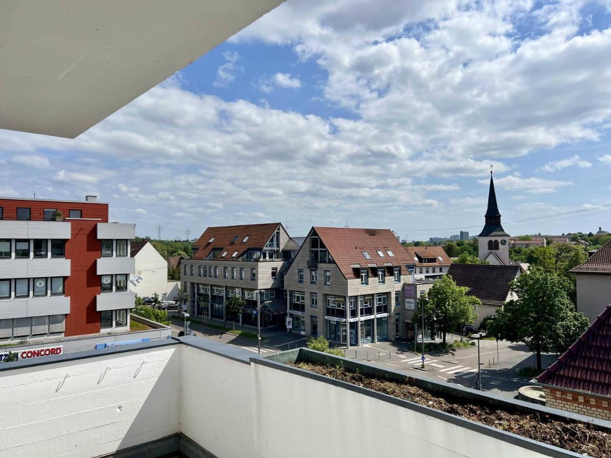 Nujen- Hotel Und Apartment Stuttgart Zuffenhausen Esterno foto